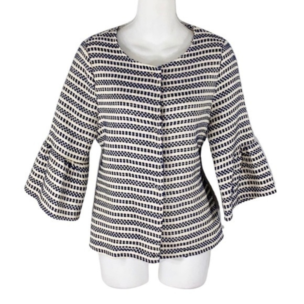 Kimika off white blue textured snap front jacket